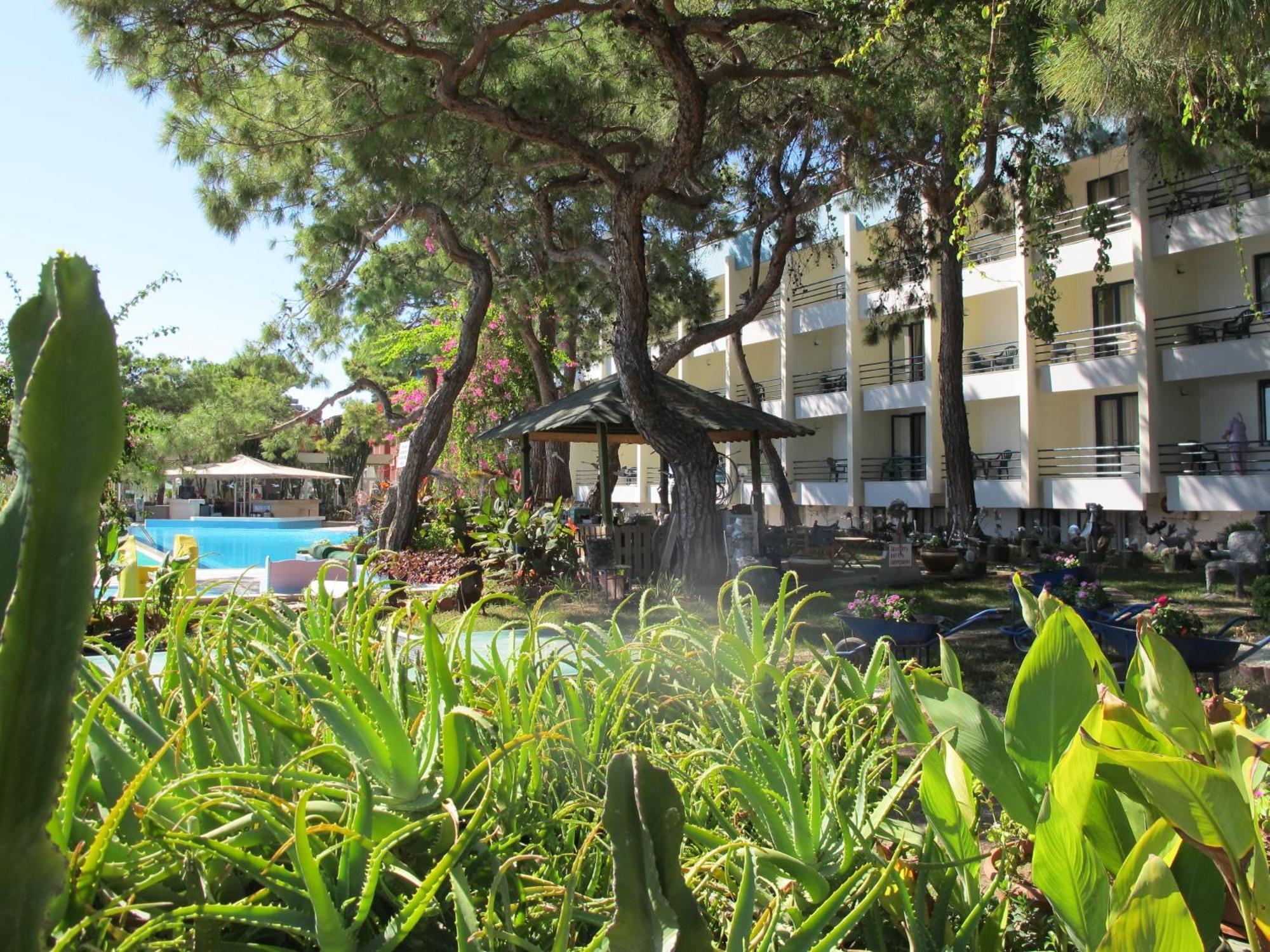Club Hotel Rama Beldibi  Exterior foto